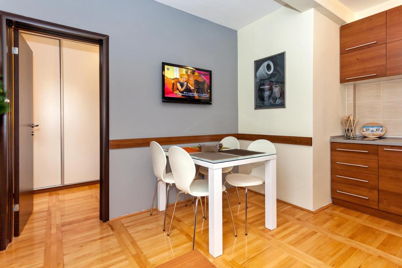 Appartamento Hostgost At Kraljevi Cardaci Kopaonik Esterno foto
